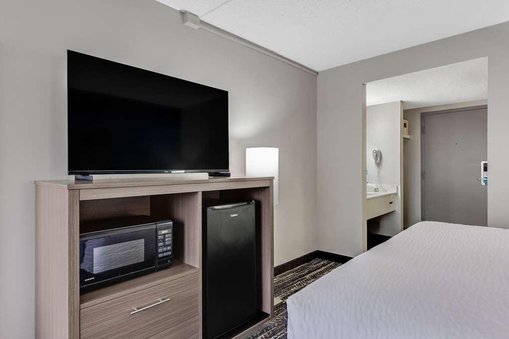 Hotel Clarion Pointe Near Erie Casino Zimmer foto
