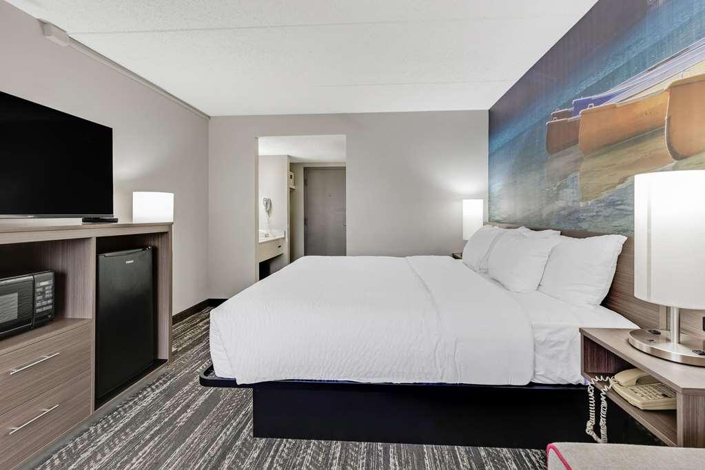 Hotel Clarion Pointe Near Erie Casino Zimmer foto