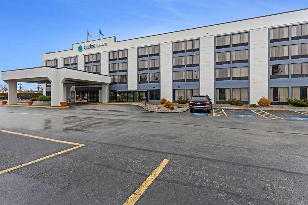 Hotel Clarion Pointe Near Erie Casino Exterior foto
