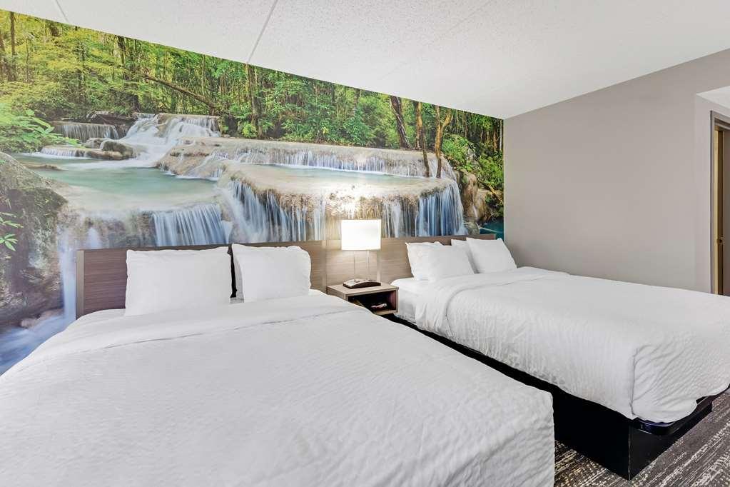 Hotel Clarion Pointe Near Erie Casino Zimmer foto